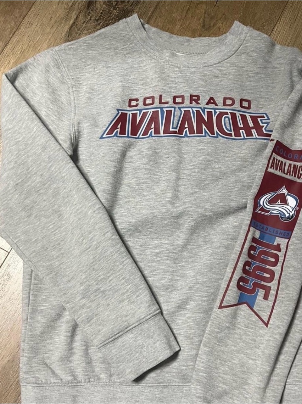 Fanatics Colorado Avalanche Grey Crewneck Sweatshirt with Sleeve Logo